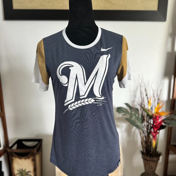 Nike MLB Genuine Merchandise Milwaukee Brewers Women's T-Shirt Small - Picture 1 of 5